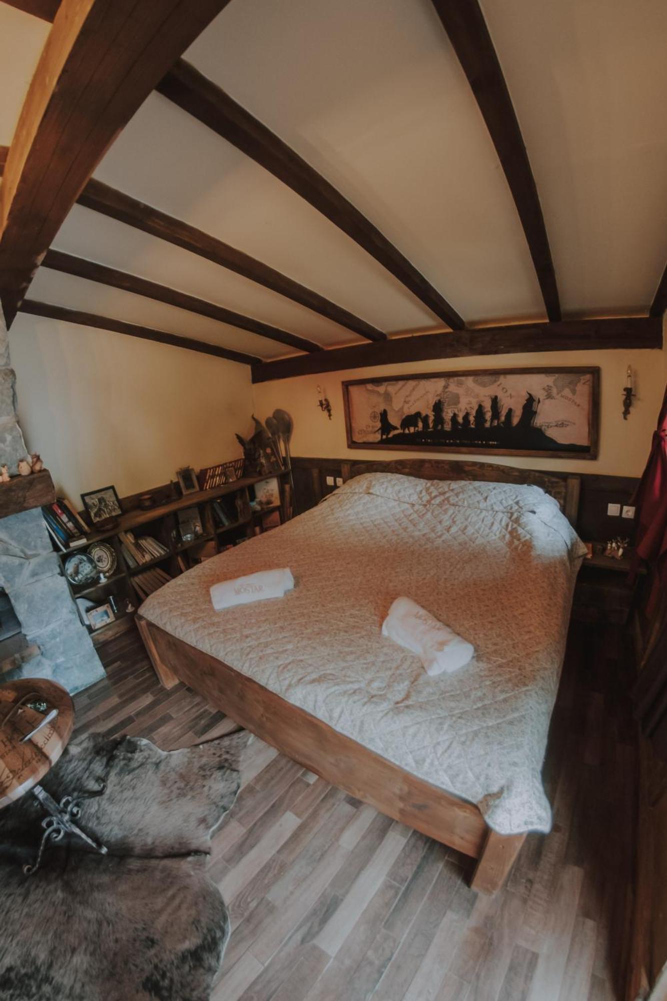 Villa Mobbiton - Magical Underground Retreat *
